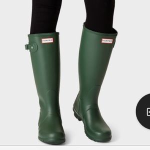 Hunter tall rain boots